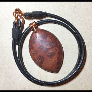 ❤️❤️ 16” Jasper leather choker necklace